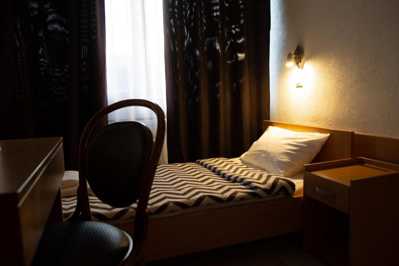 Hotel Moment Velika Plana Exterior photo