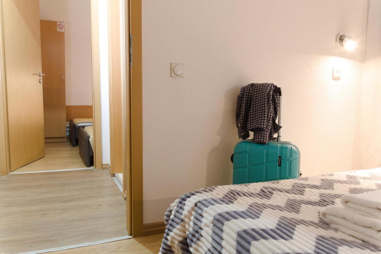 Hotel Moment Velika Plana Exterior photo