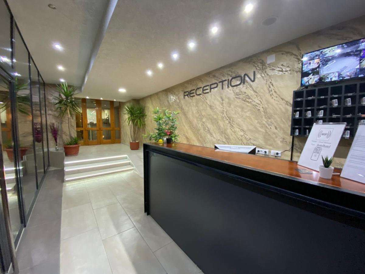 Hotel Moment Velika Plana Exterior photo